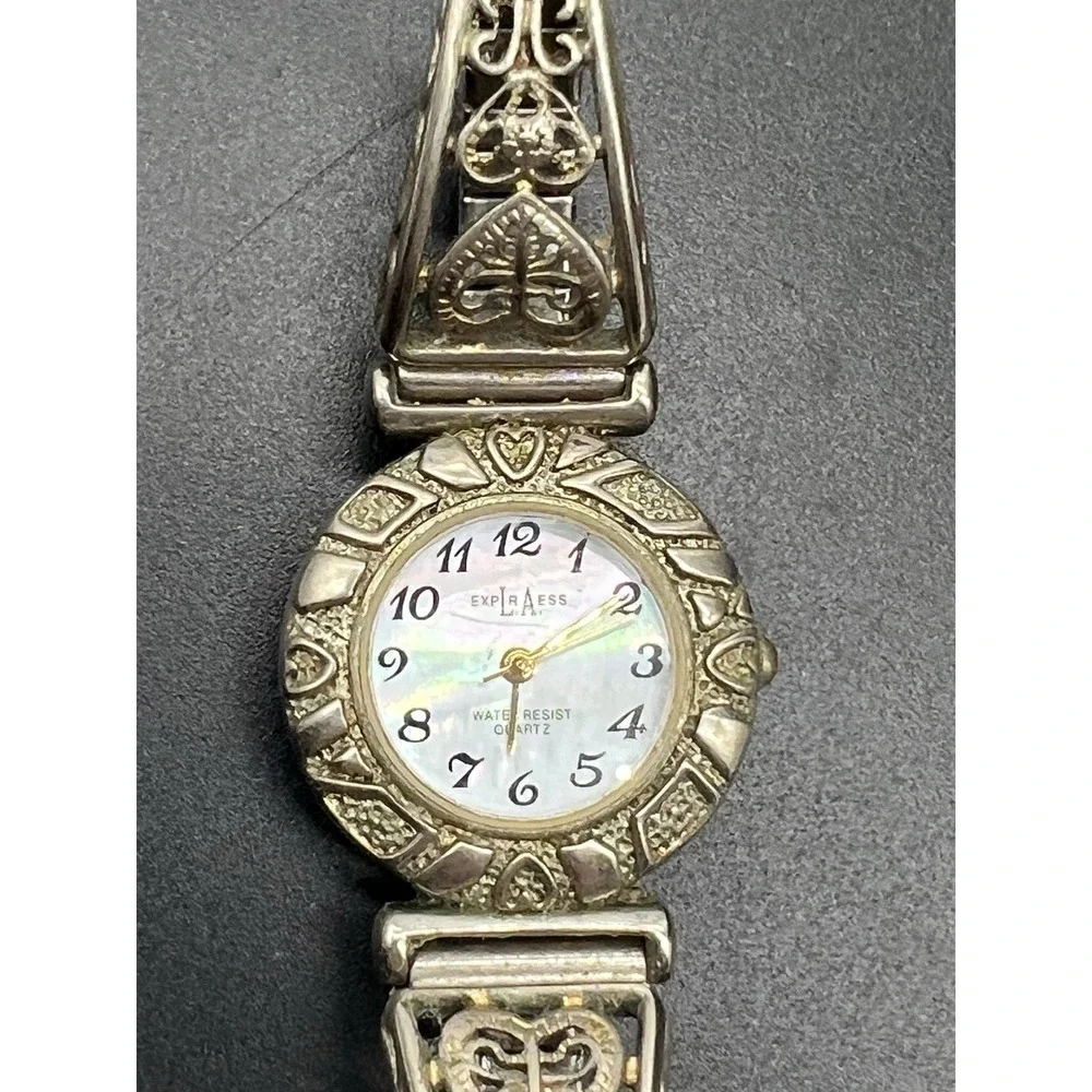Wrangler ladies Watch Unique Southwest Filigree Artwork ‎ Looks & Needs Battery